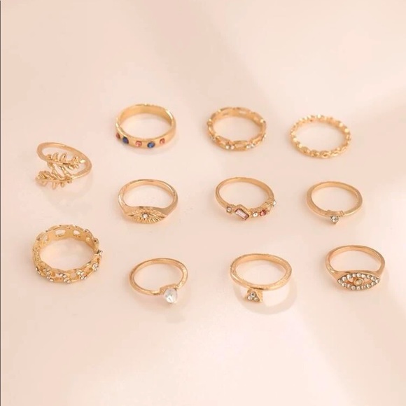 3/$30 Gold 11pc Rhinestone Ring Set - Picture 2 of 2